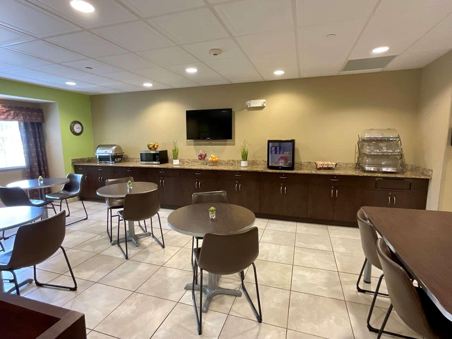 Surestay Plus Hotel By Best Western Buckhannon Ngoại thất bức ảnh